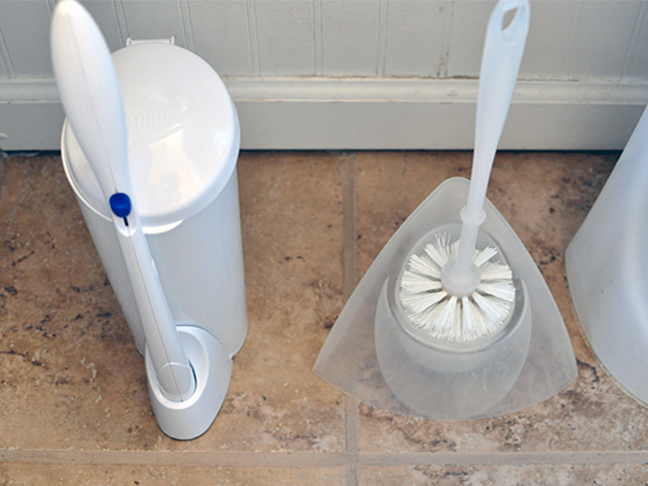 disposable toilet scrubber