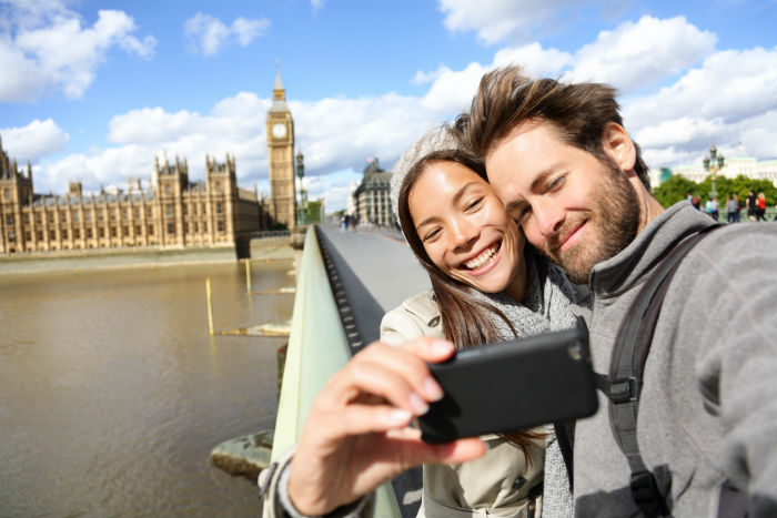 Couple takes London selfie