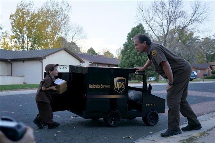 large ups toy truck